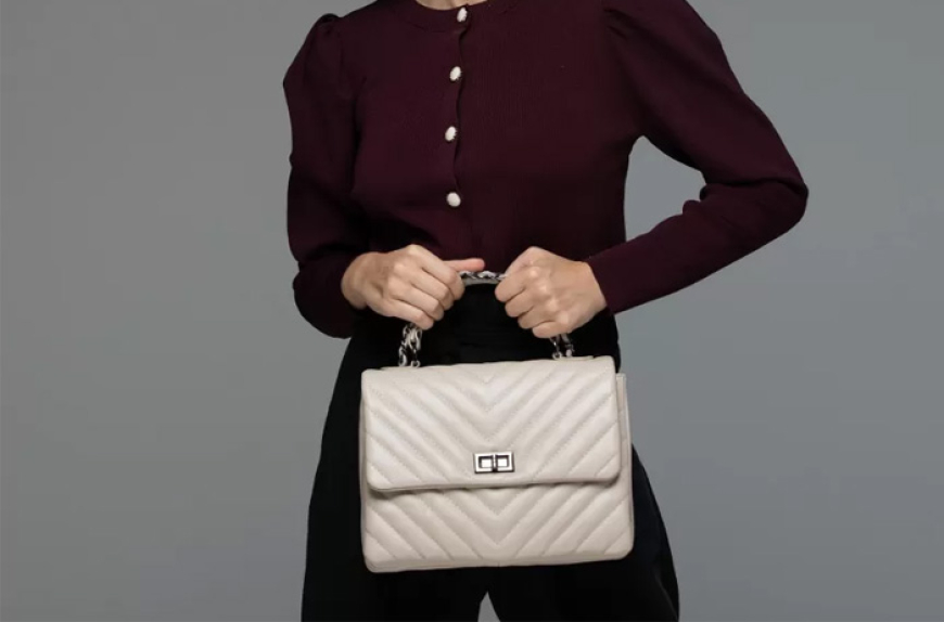 Fashion alert - cum sa combini gentile cu tinutele groase Fashion alert - cum sa combini gentile cu tinutele groase