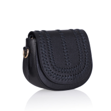 GEANTA ZEVO DAMA NEAGRA PIELE NATURALA MARIME MEDIE DETALIU CUSATURA DIANDRA