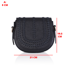 GEANTA ZEVO DAMA NEAGRA PIELE NATURALA MARIME MEDIE DETALIU CUSATURA DIANDRA