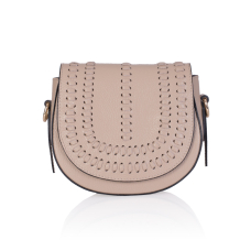 GEANTA ZEVO DAMA CREM PIELE NATURALA MARIME MEDIE DETALIU CUSATURA DIANDRA