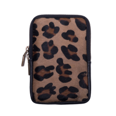 PORT TELEFON ZEVO NEGRU PIELE NATURALA SI BLANA PONEI PRINT LEOPARD MARE MADALINA