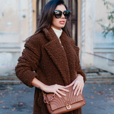 GEANTA ZEVO DAMA CONIAC MEDIE PIELE NATURALA PREMIUM TIP POSTAS MARLENE